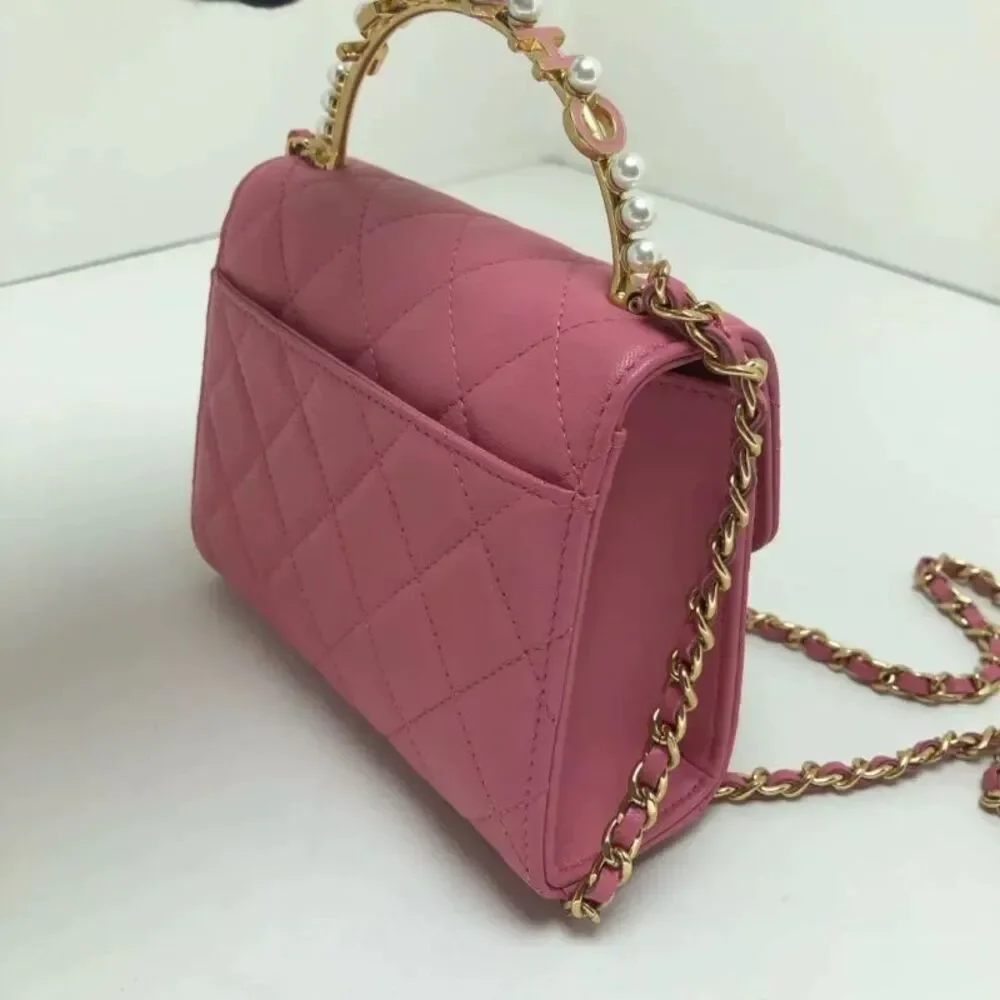 CHANEL brand color